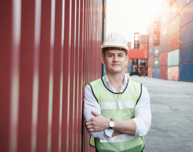 Top 4 Ways To Retain Seasonal Employees In Your Marine Business